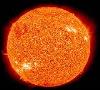 اسرار منظومه‌ی شمسی: اختلاف دمای قطب‌های خورشید