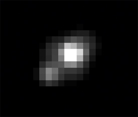 در ژاونویه سال 2006 میلادی دانشمندان دهانه تلسکوپ فضایی هابل را رو به سوی سیارکی سنگی- یخی گرفتند
