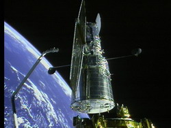 متخصصین ناسا اعلام کردند که موفق به  راه اندازی مجدد دوربین پیشرفته نقشه برداری تلسکوپ فضایی هابل پیش از زمان مقرر شده اند.
