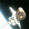 این نخستین بار است که تصاویری از پرواز شاتل همراه با مخزن سوخت در فضا منتشر می شود