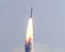 هند با موفقيت ماهواره ای را به فضا فرستاده است که با هدف کمک به آماده شدن برای فرستادن  فضا پیمایی سرنشين دار در آينده طراحی شده است.