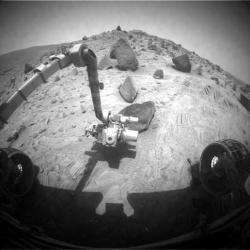 ناسا ماموریت دو مریخ نورد خود را تا سال 2009 تمدید کرد.