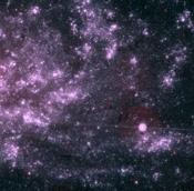 تصویر جدید تلسکوپ فضایی سوئیفت از کهکشان مثلث به دانشمندان این امکان را می دهد تا تاریخچه تولد ستارگان در کل یک کهکشان را تعقیب کنند