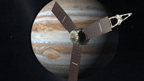 فضاپیمای جونو با موفقیت مانور خود برای تنظیم مدارش در اطراف خورشید را تکمیل کرد تا برای مواجهه با سیاره مشتری در پنج ماه آینده آماده شود.