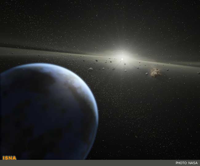 خوشه ستاره‌ای Hyades در فاصله 150 سال نوری با زمین واقع شده و نزدیک‌ترین خوشه به منظومه شمسی محسوب می‌شود که احتمالا میزبان سیارات فراخورشیدی است.