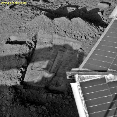 فینیکس به دنبال روش جدیدی برای جمع آوری یخ از زیر سطح مریخ است.