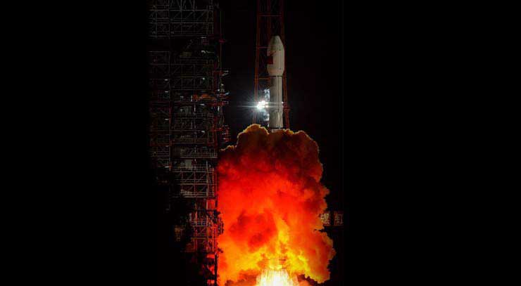 چین روز گذشته (یکشنبه) نوع جدید و کوچکی از موشک خانواده Long March را که پیشتر برای حمل ماهواره‌ها به مدار زمین استفاده می‌شد، به فضا پرتاب کرد.