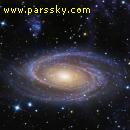 یکی از کهکشان های درخشان در آسمان که از نظر اندازه به کهکشان راه شیری شباهت دارد، کهکشان مارپیچی زیبای M81 است