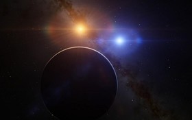 اخترشناسان دانشگاه ییل با همکاری محققان دانشگاه آکسفورد موفق به کشف سیاره بیگانه‌ کم‌جرم و کم‌تراکمی در مدار یک ستاره دوردست شدند که از ویژگی مداری خشن برخوردار است.