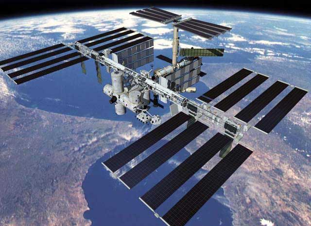 ایستگاه فضایی بین‌المللی تا آوریل 2015، به عنوان گرانترین شیء ساخت دست بشر شناخته شده که نزدیک به 160 میلیارد دلار تا این زمان هزینه در بر داشته است.