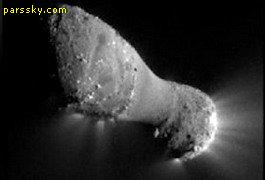 فضاپیمای دیپ‌ایمپکت (اپوکسی) ناسا از فاصله 696 کیلومتری هسته دنباله‌دار هارتلی2 عبور و پس از تهیه شفاف‌ترین تصاویر از هسته یک دنباله‌دار، آنها را به زمین مخابره کرد.