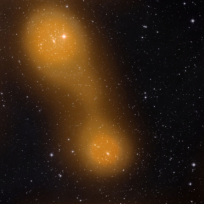 تلسکوپ فضایی پلانک برای نخستین بار پُلی از گاز داغی که بین دو خوشه‌ی کهکشانی جاری است، ثبت کرد. دو خوشه‌ی کهکشانی Abell339 و Abell401، ده میلیون سال نوری از همدیگر و از زمین تقریباً یک میلیارد سال نوری فاصله دارند.